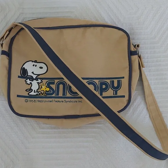 Vintage Snoopy Tan Shoulder Bag - Picture 7 of 8